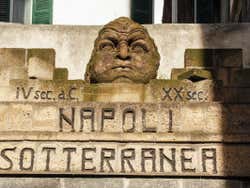 Entrada da Nápoles Subterrânea